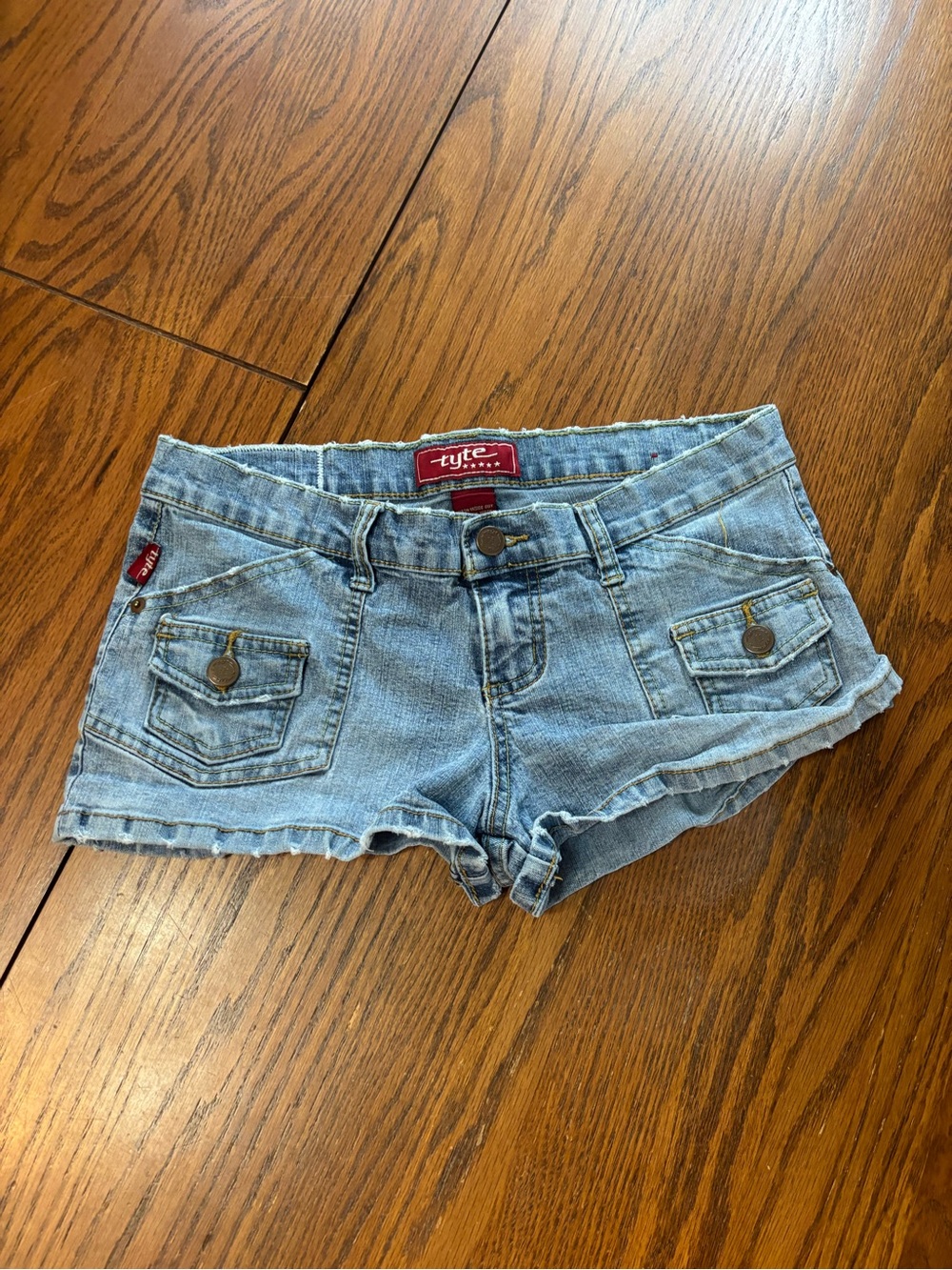 VTG Y2K Tyte low rise denim mini booty shorts distressed size 7